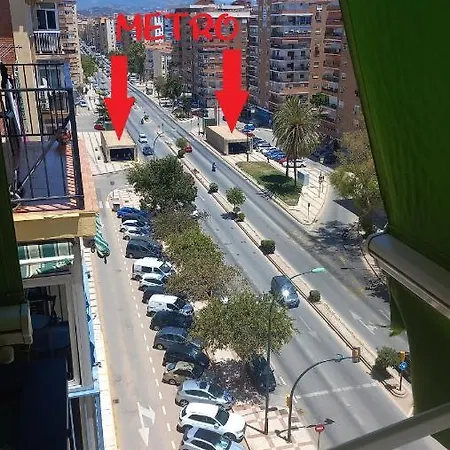 Apartment Sito Cerca De Aeropuerto, Playa, Metro, Bus *